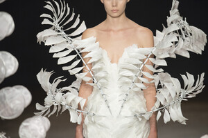 van-herpen-hc-clp-rf19-2060.thumb.jpg.1015942b0db10f0a68a2af6bece78368.jpg