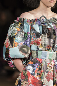 viktor-e-rolf-hc-clp-rf19-0944.thumb.jpg.bb4331495ebf889a24cddfa49ff45458.jpg