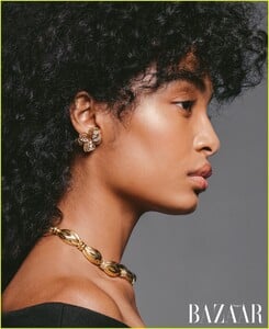 yara-shahidi-harpers-bazaar-unretouched-02.jpg