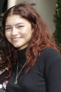 zendaya-coleman-arriving-at-a-hotel-in-paris-07-01-2019-1.jpg