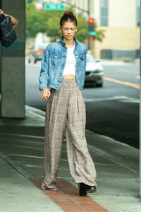 zendaya-with-her-brother-austin-at-the-granville-restaurant-in-burbank-07-25-2019-1.jpg