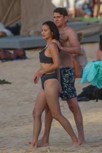        chu190819BZNimage109.jpg