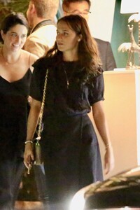 119489936_hqcelebcorner-2.thumb.jpg.30d3a753a63664e67f3a178c3b69ecc0.jpg