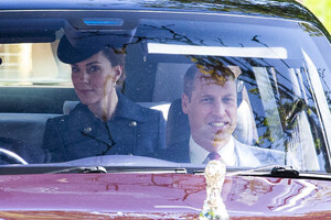 Royal+Family+Members+Attend+Crathie+Kirk+Church+WESbG8tJAVTx.jpg