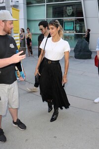        bou160819BZNimage124.jpg