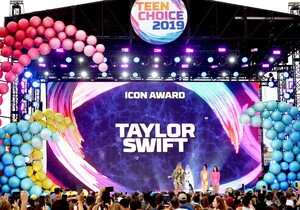       tay110819BZNimage128.jpg