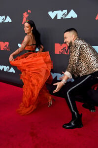 Halsey+2019+MTV+Video+Music+Awards+Arrivals+2rDkuW0EkADx.jpg