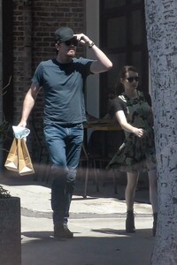       rob270819BZNimage18.jpg