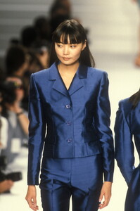 1521253490_RalphLauren1996WomenRTW60.thumb.jpg.558517b5c552c4ea16fda3531622abd7.jpg