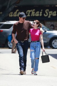        rob090819BZNimage105.jpg
