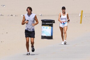       ale110819BZNimage12.jpg