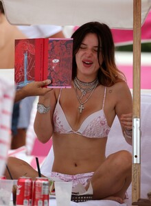      tho070819BZNimage203.jpg