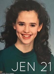 16959174-7328081-Early_rise_to_stardom_One_of_Jennifer_s_earliest_breakthrough_ro-a-40_1565110171596.thumb.jpg.c310d57578b7c55b0c8a75bc513370b1.jpg