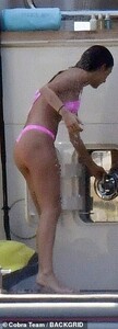 17069974-7339291-Cooling_off_Camila_was_taking_a_shower_on_the_yacht_in_the_sunsh-m-590_1565307235955.jpg