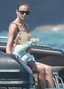 17149940-7345993-Announcement_Irina_has_been_devoting_her_time_to_mothering_her_d-a-41_1565520861769.jpg