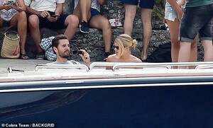 17229594-7352875-Chat_Scott_recently_heaped_praise_on_his_girlfriend_for_her_grea-a-2_1565709926389.jpg