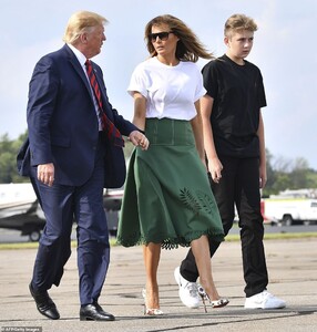 17426218-7369959-The_family_had_spent_about_two_weeks_vacationing_at_Trump_s_golf-a-12_1566203132883.jpg