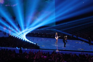       tay260819BZNimage166.jpg