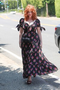       hen120819BZNimage122.jpg