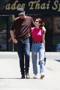        rob090819BZNimage109.jpg
