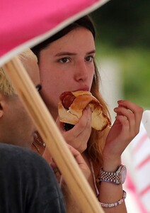       tho070819BZNimage214.jpg