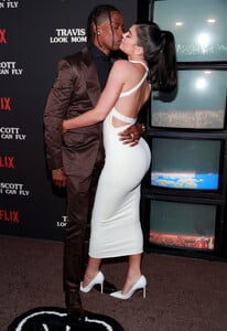 Kylie+Jenner+Premiere+Netflix+Travis+Scott+LUGBW4N6zkyx.jpg