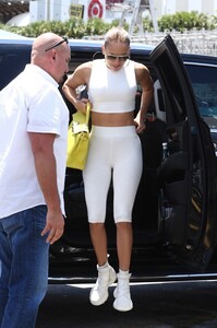 jen290819BZNimage103.jpg
