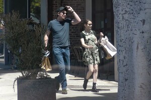       rob270819BZNimage13.jpg