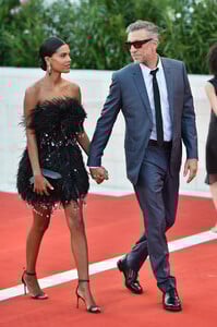 Tina+Kunakey+J+Accuse+Officer+Spy+Red+Carpet+IUj9lYC1Qx0x.jpg