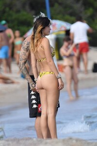       tho240819BZNimage103.jpg