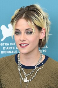         ste300819BZNimage110.jpg