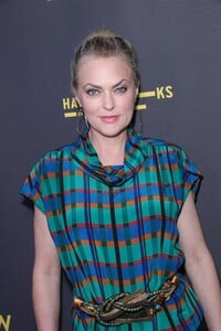        hen180819BZNimage110.jpg