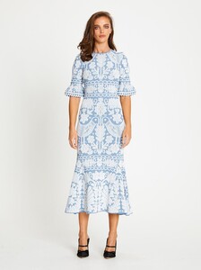319WADR01701428-la-javanaise-midi-dress-cloud-aliceMcCALL-2_af4513cc-c0e6-4553-a418-5df14fc7594e.thumb.jpg.2447dd9fad28135187cc306879c07ffd.jpg