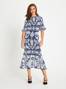 319WADR01701428-la-javanaise-midi-dress-indigo-aliceMcCALL-5.thumb.jpg.a4874b92e343684208ae11cdabfdff17.jpg