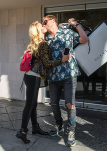 Heidi+Montag+Spencer+Pratt+shop+Gucci+Beverly+XuT33jneQOax.jpg