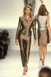 361810509_RalphLauren1996WomenRTW86.thumb.jpg.c721705a591a8197a8ef1d9d539877b2.jpg