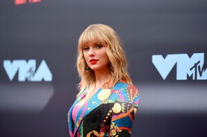       swi260819BZNimage104.jpg