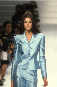 458257760_RalphLauren1996WomenRTW70.thumb.jpg.26ca2cfe3e47c329ac7993c7e05f77cd.jpg