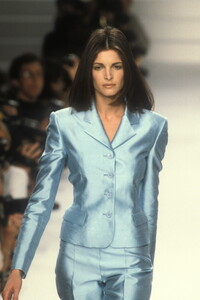 618059874_RalphLauren1996WomenRTW54.thumb.jpg.acb696def386d6b0d79e015675f9a872.jpg