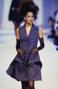 648888505_veronica(10).thumb.jpg.fbf4557c4c40616f18f92af5182dd856.jpg
