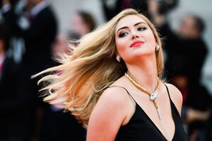         kat290819BZNimage3.jpg