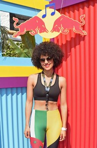 697982984_Nathalie-Emmanuel---Red-Bull-Sound-System-At-Notting-Hill-Carnival-in-Notting-Hill-03(1).thumb.jpg.f66ea2cd2d7262851935db891c53566e.jpg