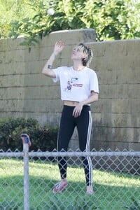       krie100819BZNimage7.jpg