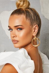 80r_5_9115_divine-hoop-gold-double-gold-hoops.jpg