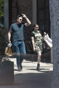       rob270819BZNimage20.jpg