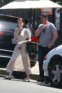      rob110819BZNimage120.jpg