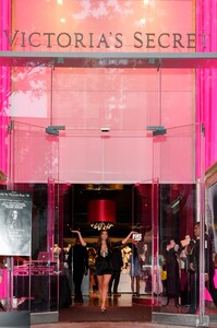 [1166906290] VS Event In Chicago.jpg