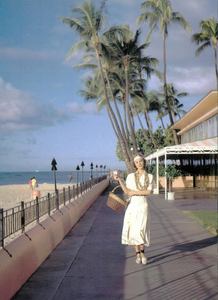 Chin_Giorgio_Grati_Spring_Summer_1994_02.thumb.png.aa91cbea43d486084bc1962e74f90aa6.png