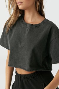 Joah-Brown-Cobain-Crop-Tee-Wash-Black-Cotton-Details868.jpg