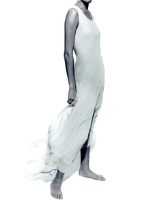 Lindbergh_Jil_Sander_Spring_Summer_1994_01.thumb.png.c65241c840065afea1f786d100ae6493.png